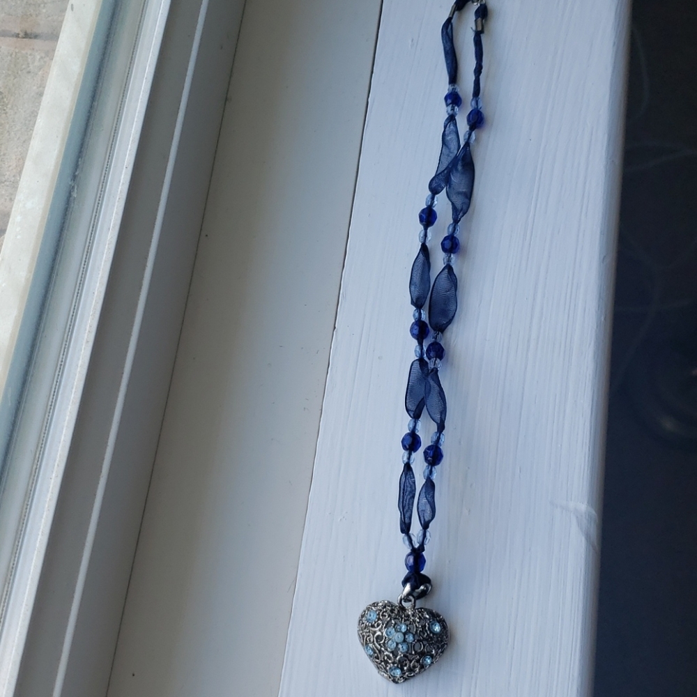 Blue beaded Heart 💙 pendent necklace